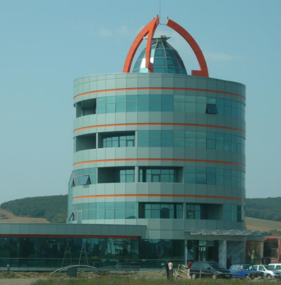 Exteriorul sediului – Sediul Logistic Ortoprofil, Târgu Mureș