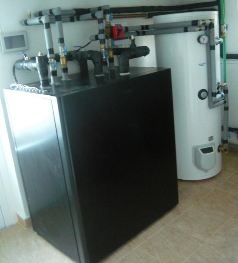 Cameră tehnică pentru pompă de căldură – Casă particulară Negrești-Oaș – EVI HEAT, Negrești-Oaș, Satu Mare